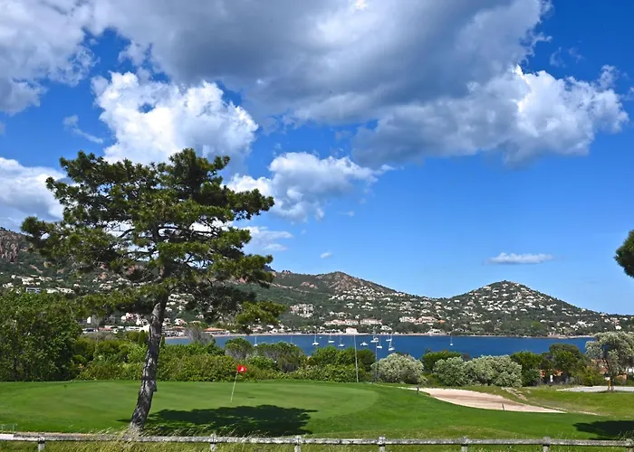 Lejlighed Le Village - E1 208 By Interhome Saint-Raphaël