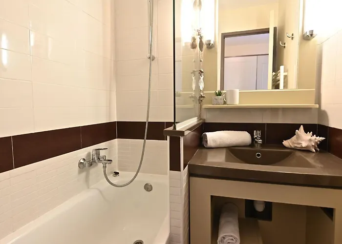 Le Village - E1 208 By Interhome Saint-Raphael (Var)