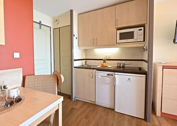 Le Village - E1 208 By Interhome Saint-Raphael (Var)